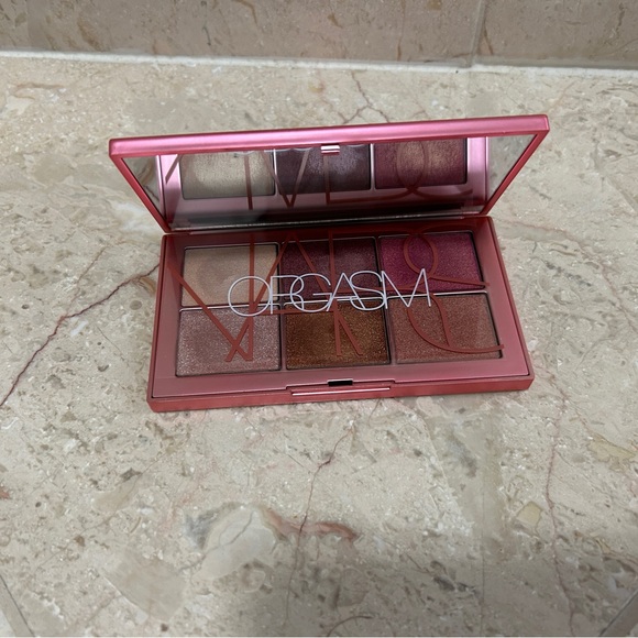 NARS Limited Edition Endless Orgasm Cream Blush Palette - Picture 2 of 7